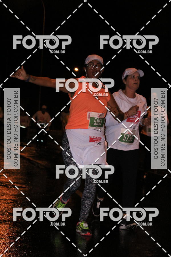 Buy your photos of the eventLuminous Run on Fotop