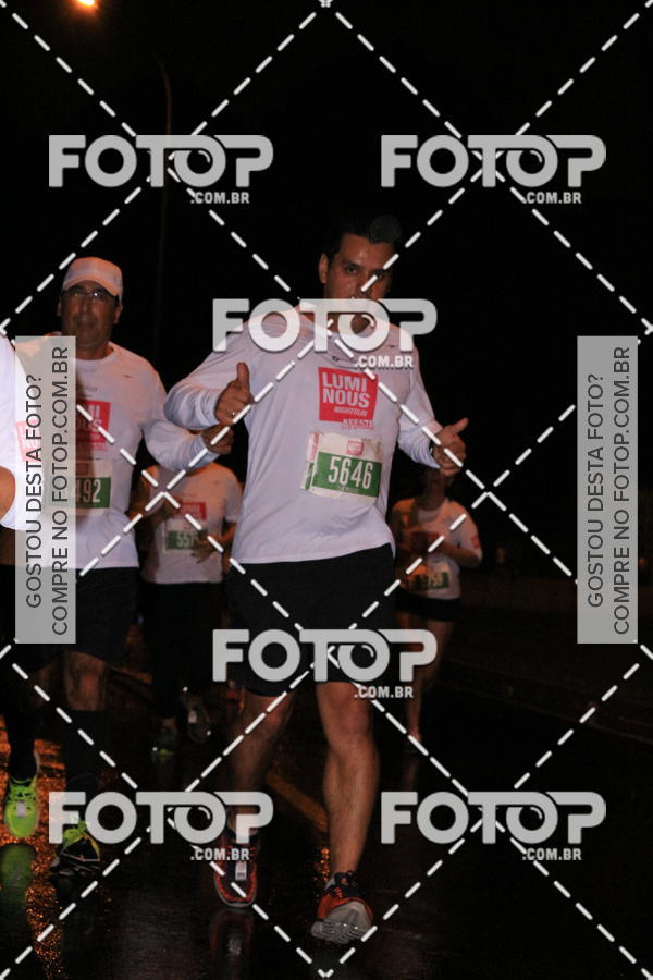Buy your photos of the eventLuminous Run on Fotop