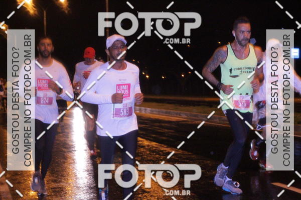 Buy your photos of the eventLuminous Run on Fotop