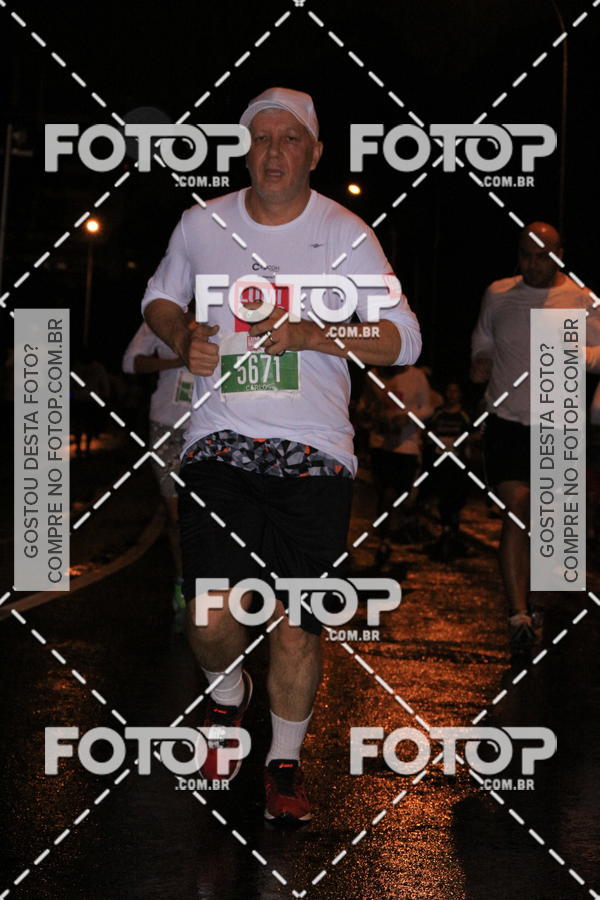 Buy your photos of the eventLuminous Run on Fotop