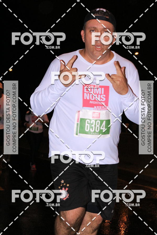 Buy your photos of the eventLuminous Run on Fotop