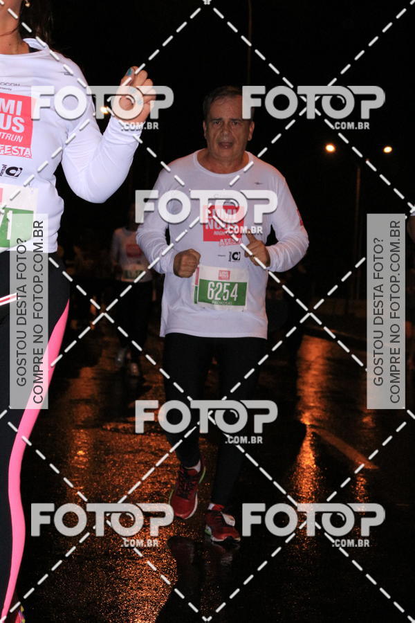 Buy your photos of the eventLuminous Run on Fotop