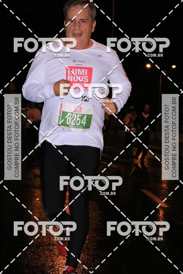 Buy your photos of the eventLuminous Run on Fotop