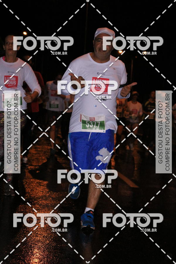 Buy your photos of the eventLuminous Run on Fotop