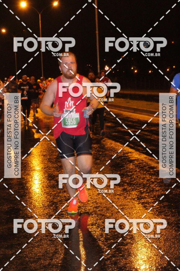 Buy your photos of the eventLuminous Run on Fotop