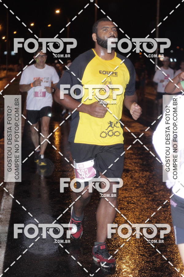 Buy your photos of the eventLuminous Run on Fotop