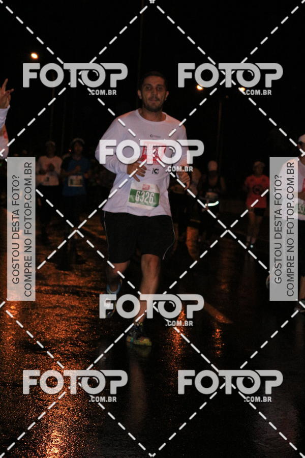 Buy your photos of the eventLuminous Run on Fotop