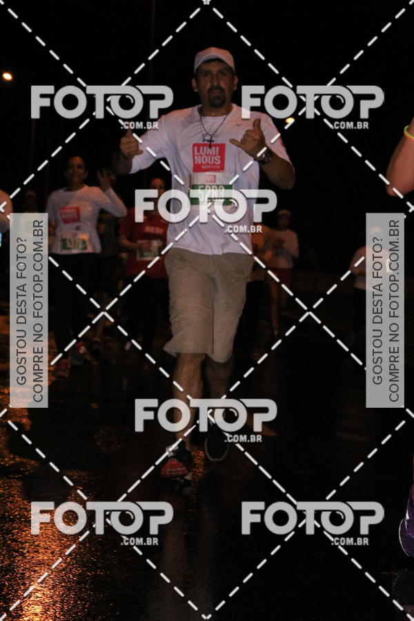 Buy your photos of the eventLuminous Run on Fotop