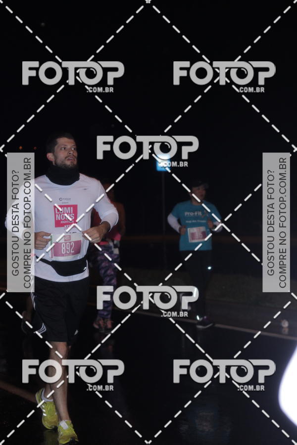 Buy your photos of the eventLuminous Run on Fotop
