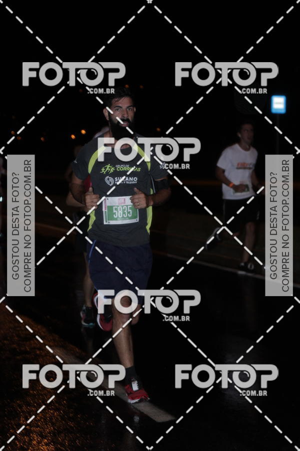 Buy your photos of the eventLuminous Run on Fotop