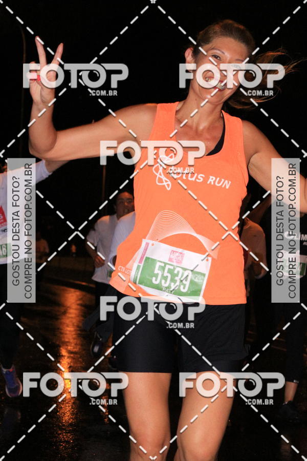 Buy your photos of the eventLuminous Run on Fotop