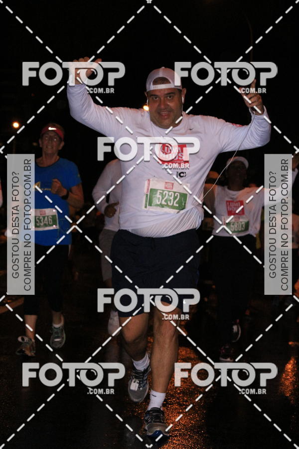Buy your photos of the eventLuminous Run on Fotop