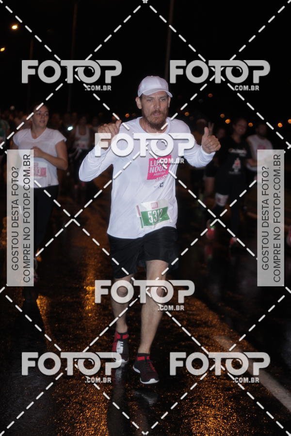 Buy your photos of the eventLuminous Run on Fotop