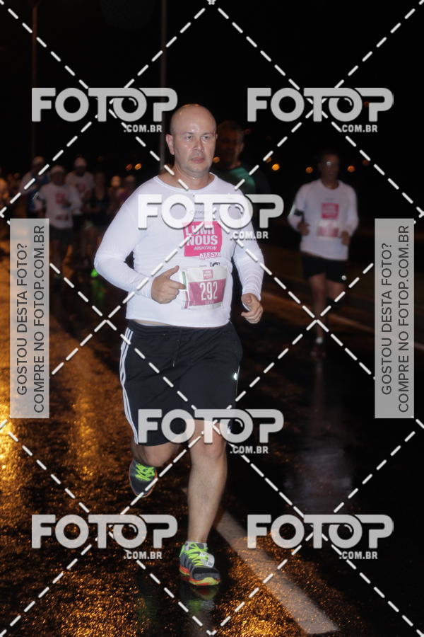 Buy your photos of the eventLuminous Run on Fotop
