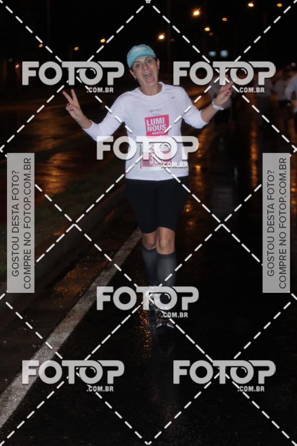 Buy your photos of the eventLuminous Run on Fotop