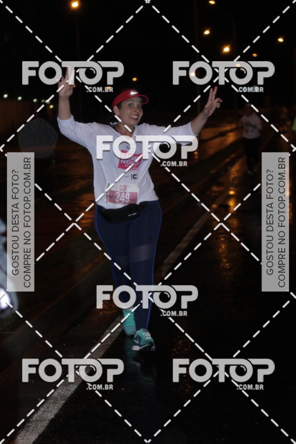 Buy your photos of the eventLuminous Run on Fotop