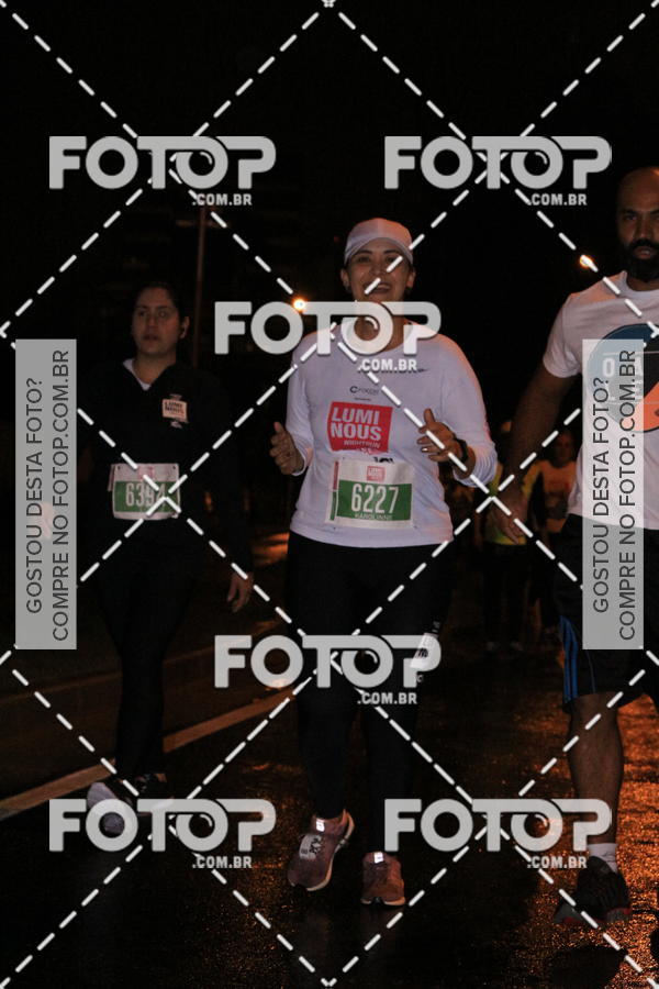 Buy your photos of the eventLuminous Run on Fotop