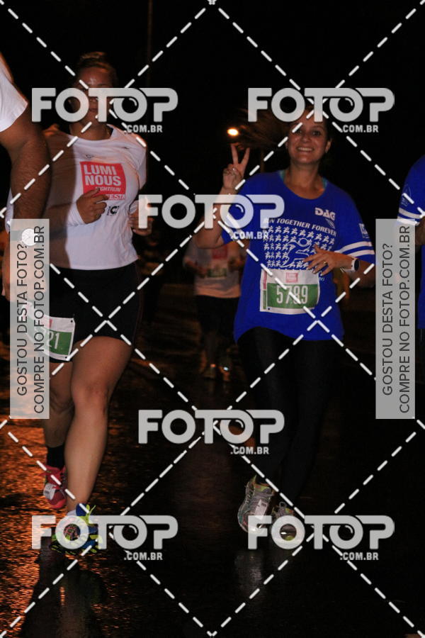 Buy your photos of the eventLuminous Run on Fotop