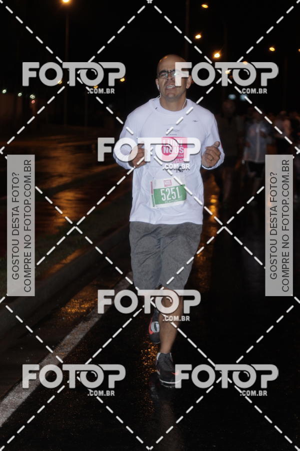 Buy your photos of the eventLuminous Run on Fotop