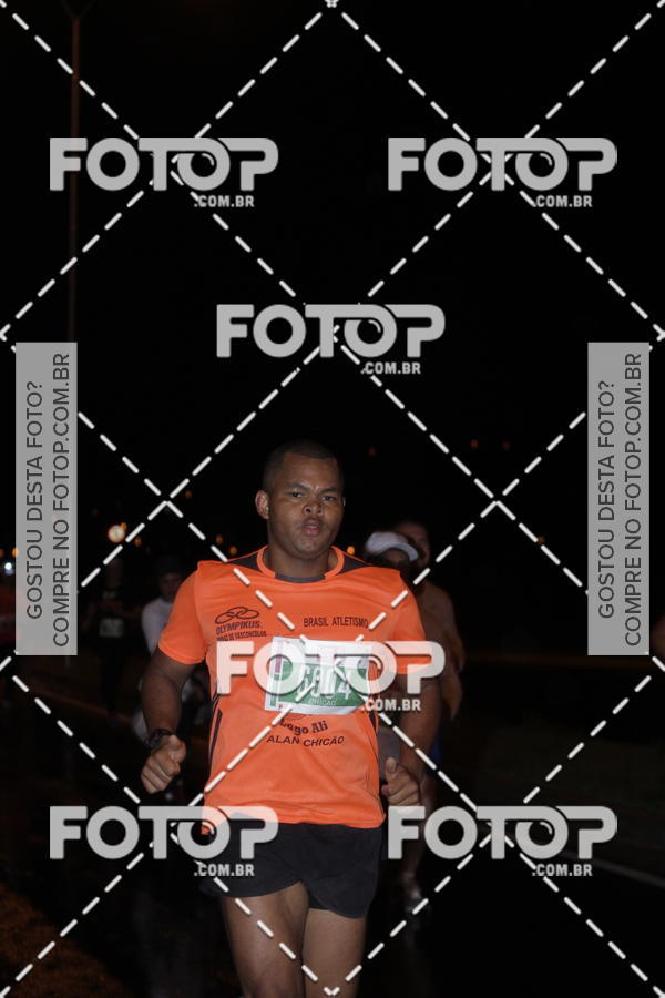 Buy your photos of the eventLuminous Run on Fotop