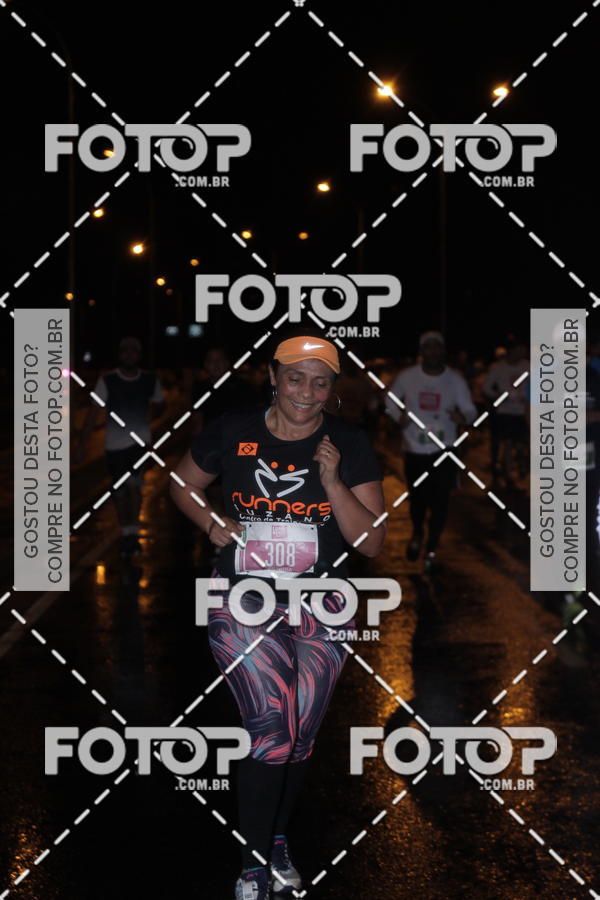 Buy your photos of the eventLuminous Run on Fotop
