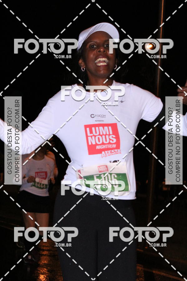 Buy your photos of the eventLuminous Run on Fotop