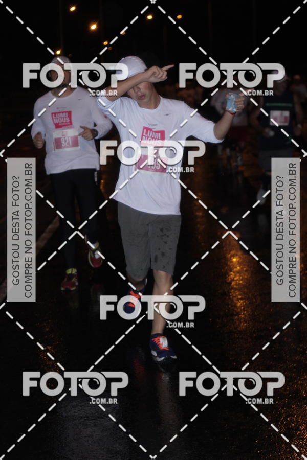 Buy your photos of the eventLuminous Run on Fotop