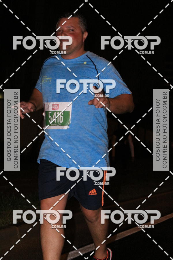 Buy your photos of the eventLuminous Run on Fotop