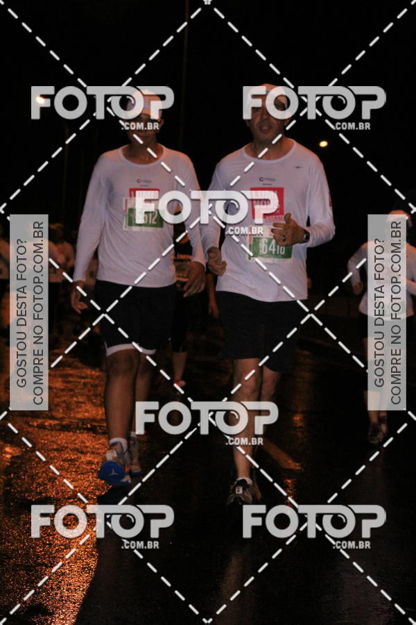 Buy your photos of the eventLuminous Run on Fotop