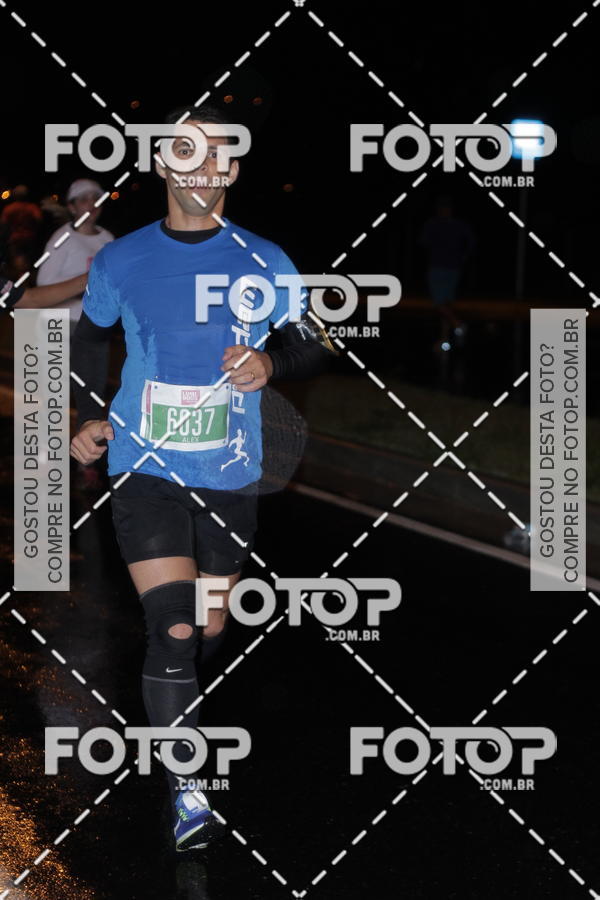 Buy your photos of the eventLuminous Run on Fotop