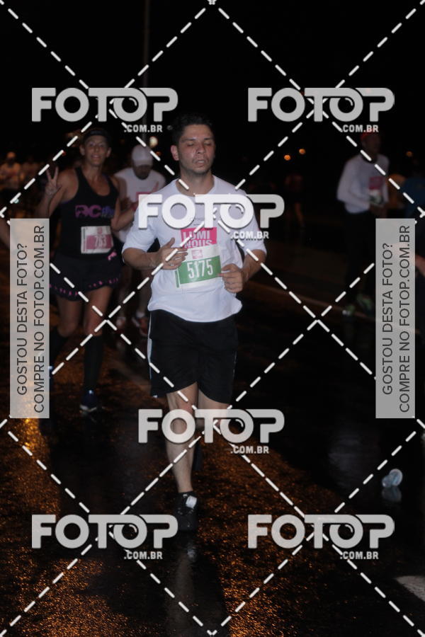 Buy your photos of the eventLuminous Run on Fotop