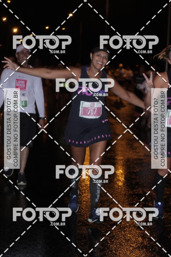 Buy your photos of the eventLuminous Run on Fotop