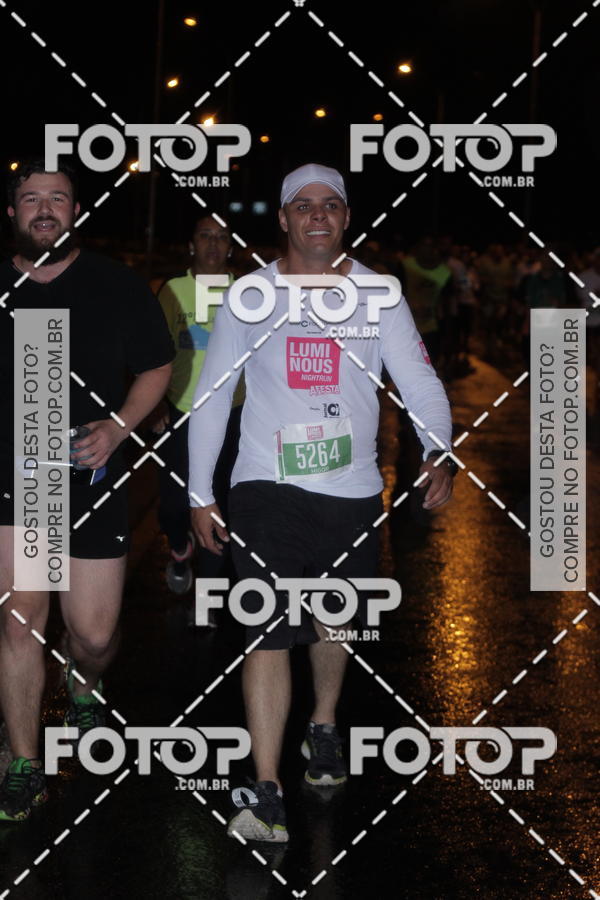 Buy your photos of the eventLuminous Run on Fotop