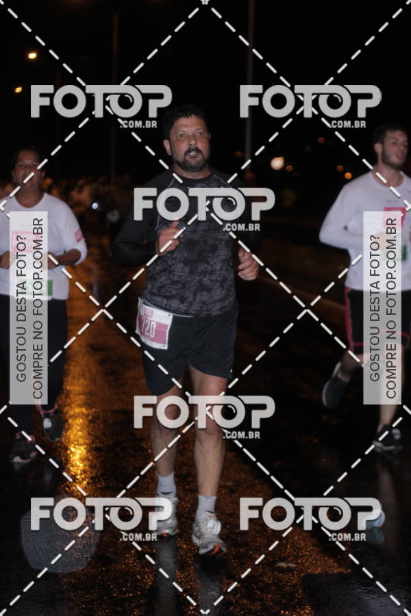 Buy your photos of the eventLuminous Run on Fotop