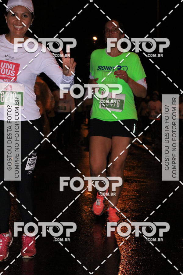 Buy your photos of the eventLuminous Run on Fotop