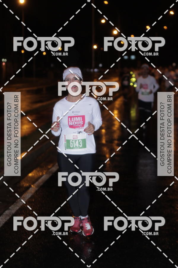 Buy your photos of the eventLuminous Run on Fotop