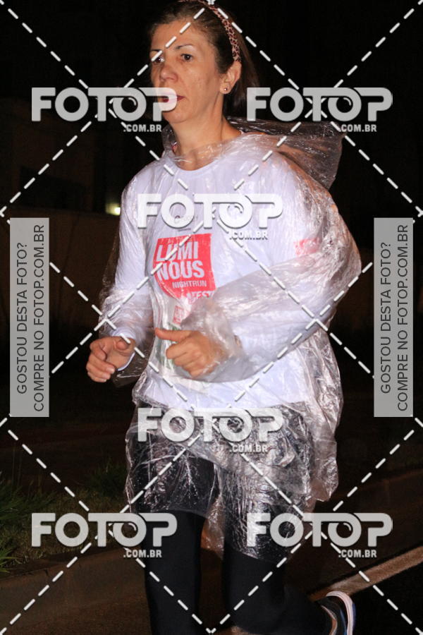 Buy your photos of the eventLuminous Run on Fotop