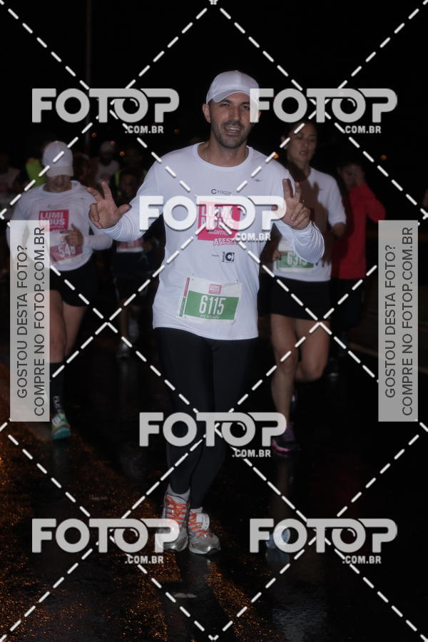 Buy your photos of the eventLuminous Run on Fotop