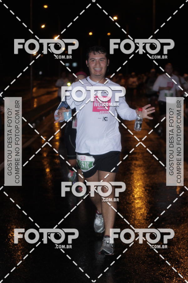 Buy your photos of the eventLuminous Run on Fotop