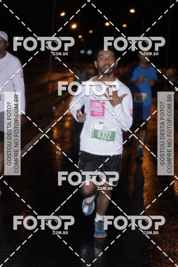 Buy your photos of the eventLuminous Run on Fotop