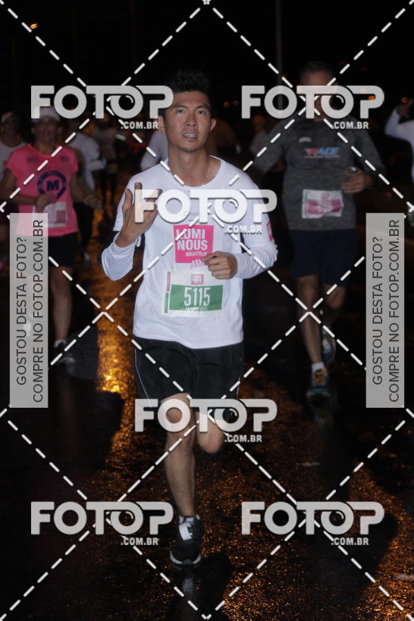 Buy your photos of the eventLuminous Run on Fotop