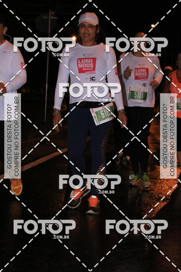 Buy your photos of the eventLuminous Run on Fotop
