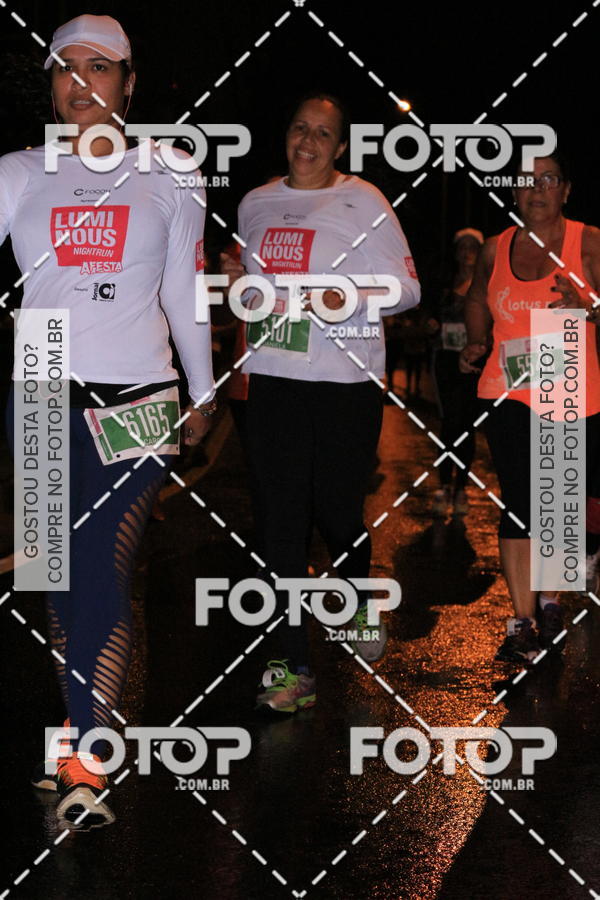 Buy your photos of the eventLuminous Run on Fotop