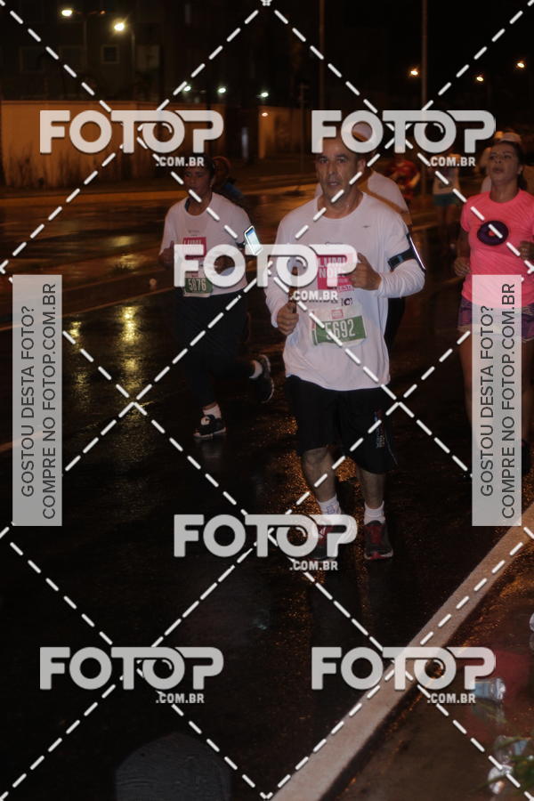 Buy your photos of the eventLuminous Run on Fotop
