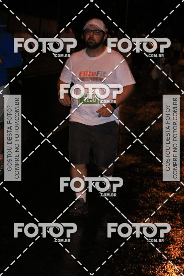 Buy your photos of the eventLuminous Run on Fotop