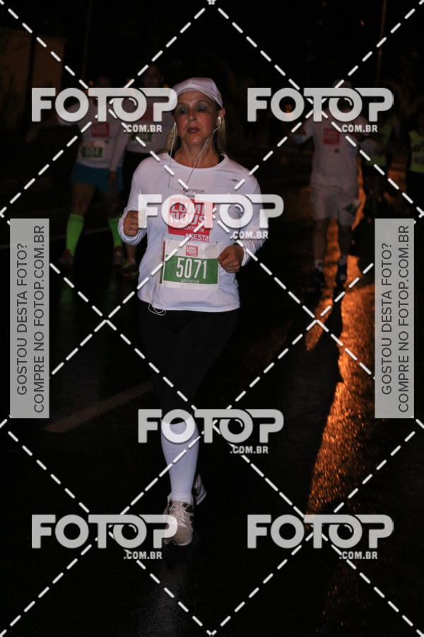 Buy your photos of the eventLuminous Run on Fotop