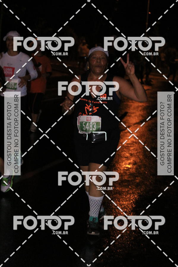 Buy your photos of the eventLuminous Run on Fotop