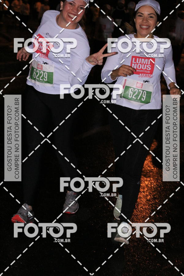 Buy your photos of the eventLuminous Run on Fotop