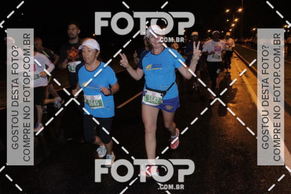 Buy your photos of the eventLuminous Run on Fotop