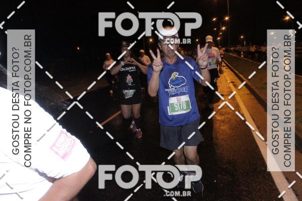 Buy your photos of the eventLuminous Run on Fotop